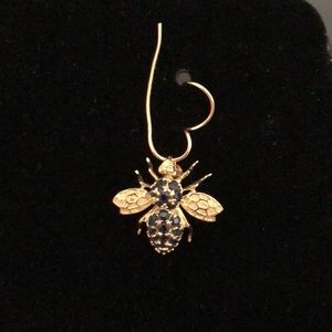 Beautiful 14k honey bee pin/pendant